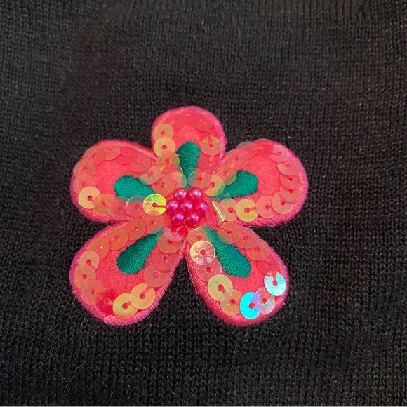 Jack B. Quick Women’s Classic Embellished Black and Floral Sequin Sweater | PS - Picture 16 of 16